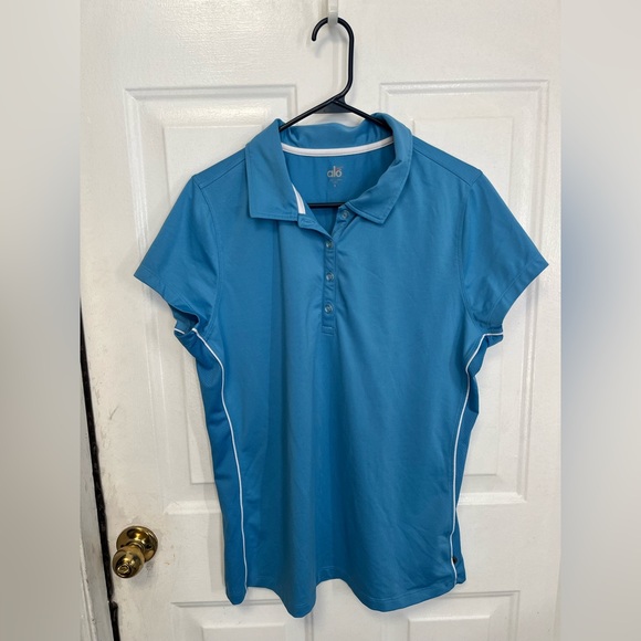 ALO Yoga Tops - ALO Yoga CoolFit Blue Top with White Trim